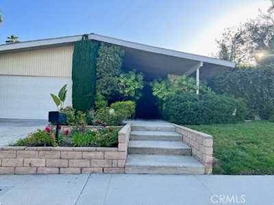 16632 Park Lane Circle Los Angeles, CA 90049