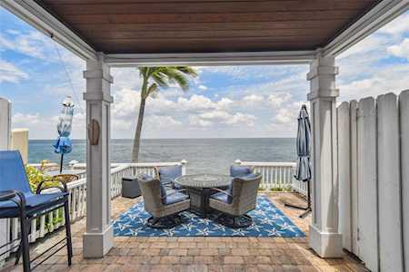 5130 Coquina Key Dr SE St. Petersburg, FL 33705