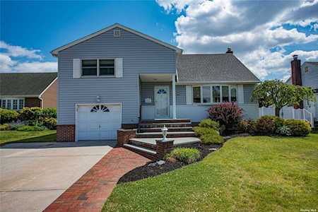 302 N Hickory Street Massapequa, NY 11758