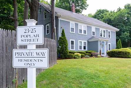 23 Poplar Street #1 Ipswich, MA 01938