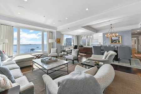 10 Rowes Wharf #901 Boston, MA 02110