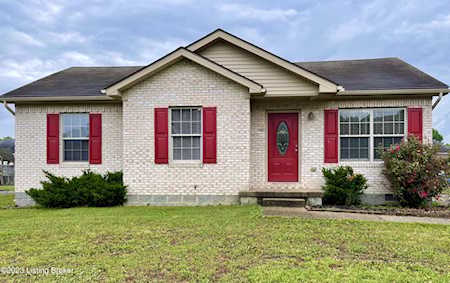 302 Hensley Rd Shepherdsville, KY 40165