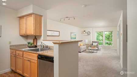 300 High School Rd NE #222 Bainbridge Island, WA 98110