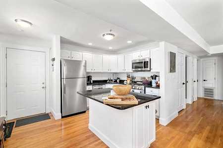 227 D St #4 Boston, MA 02127