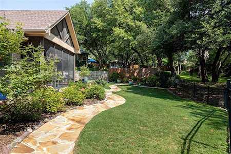 4130 Cimmaron Trail De Cordova, TX 76049