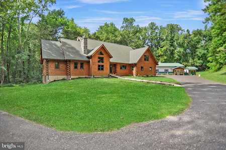 4460 Foxfire Ln Huntingtown, MD 20639