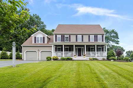 50 Pennock Rd Ashland, MA 01721