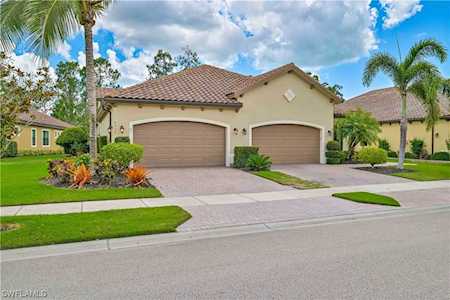 9137 Isla Bella Circle Bonita Springs, FL 34135