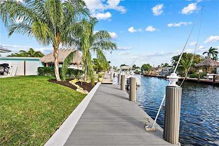 120 SE 12th Ct Pompano Beach, FL 33060