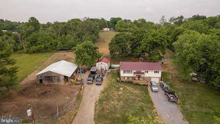15286 Maryland Line Road Greencastle, PA 17225