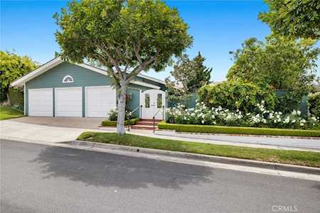 1425 Keel Dr Corona Del Mar, CA 92625