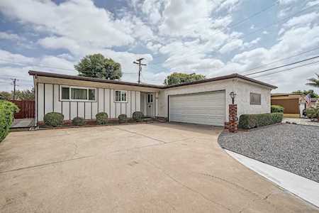 577 Cedar St. El Cajon, CA 92019