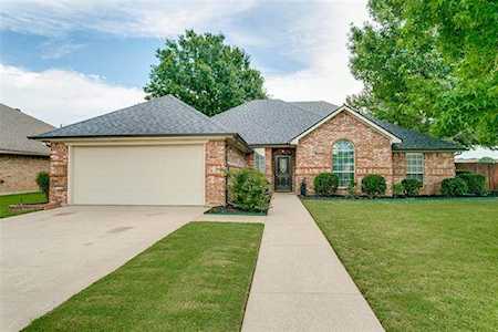 7000 Lonesome Oaks Drive North Richland Hills, TX 76182