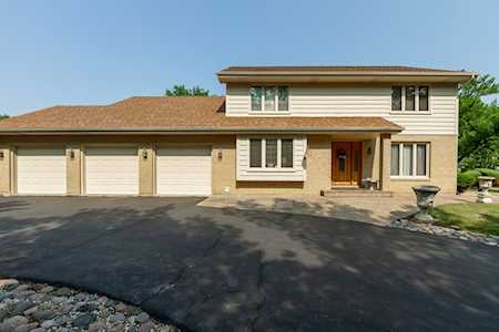 703 Brougham Ln Oak Brook, IL 60523