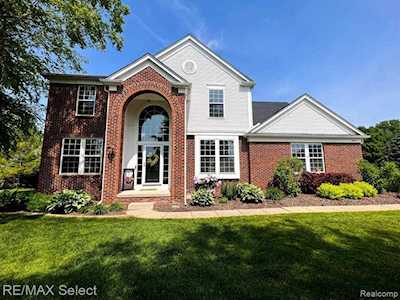 9007 Newcastle Grand Blanc Twp, MI 48439