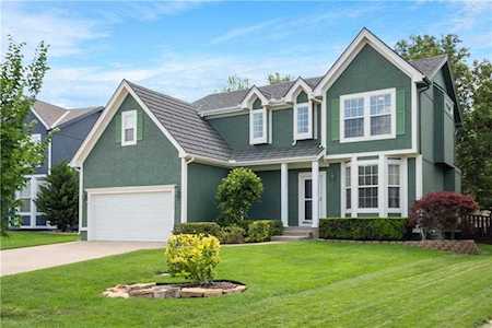 13205 W 137th Place Overland Park, KS 66221