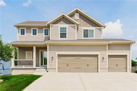 523 Chardonnay Ave Raymore, MO 64083