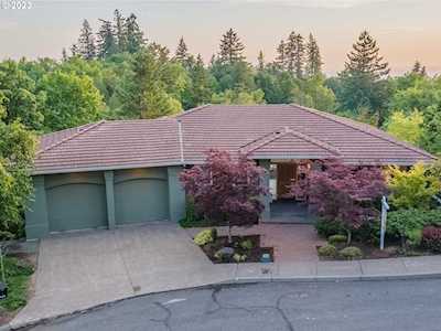 1123 NW Frazier CT Portland, OR 97229