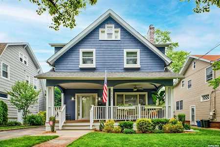 127 Reid Avenue Port Washington, NY 11050