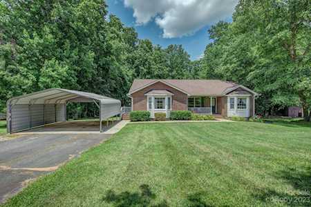 2316 Old Nc 27 Hwy Mount Holly, NC 28120