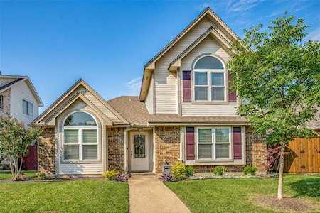 2130 Falcon Ridge Drive Carrollton, TX 75010