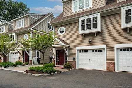 1092 Farmington Ave West Hartford, CT 06107