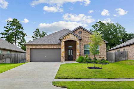 30413 Butternut Oak Ln Magnolia, TX 77355