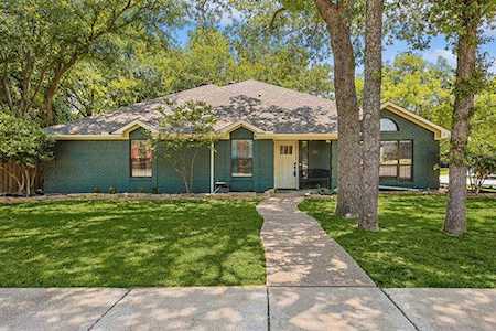1927 Buffalo Bend Drive Lewisville, TX 75067