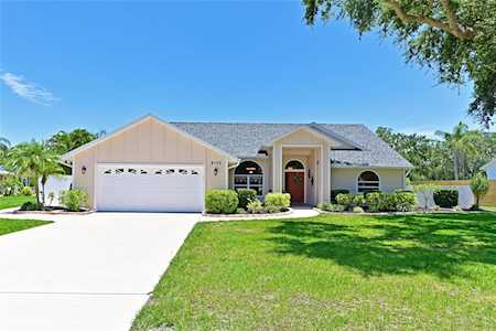 6105 99th St E Bradenton, FL 34202