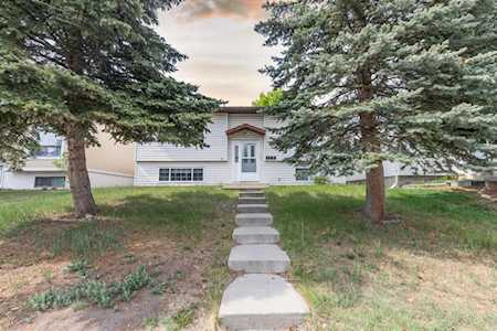 119 Fallswater Rd NE Calgary, AB T3J 1B2