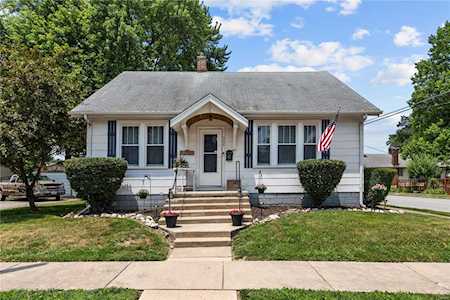 225 N 9th St St Charles, MO 63301