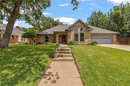 7720 Amy Lane North Richland Hills, TX 76182