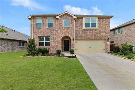 1421 Pleasant Knoll Trail Aubrey, TX 76227