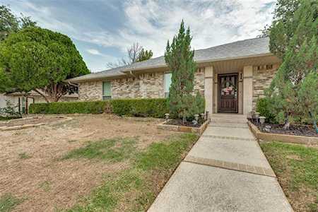 1938 Kensington Drive Carrollton, TX 75007