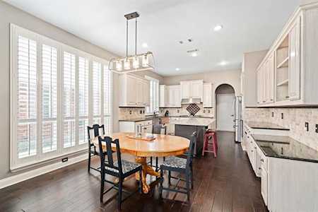 8611 Weston Lane Lantana, TX 76226