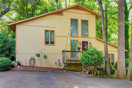 2245 Brecknock Drive Winston Salem, NC 27103