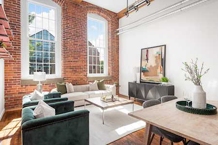 1350 Rosa L Parks Blvd #336 Nashville, TN 37208