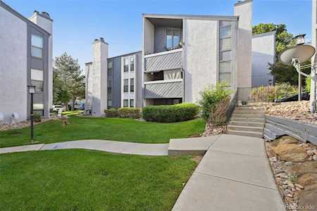 9887 E Peakview Ave #F12 Englewood, CO 80111