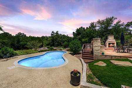 1351 Tom Sawyer RD Dripping Springs, TX 78620