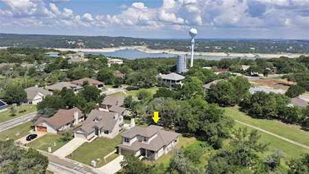 18512 Champions CIR Point Venture, TX 78645