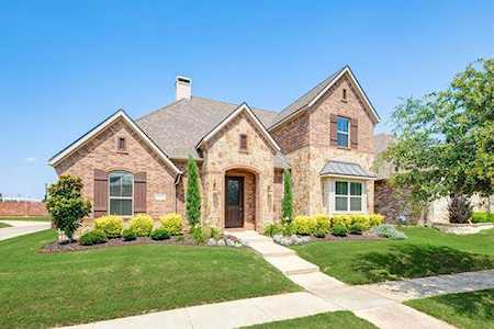 6909 Bobwhite Drive North Richland Hills, TX 76182