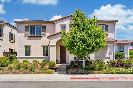 1862 Salerno Place Lincoln, CA 95648