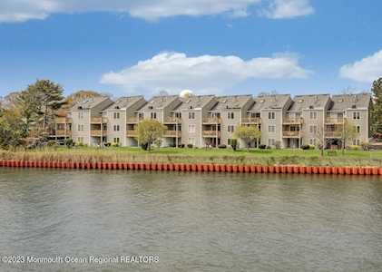 12 Intercoastal Way Point Pleasant, NJ 08742