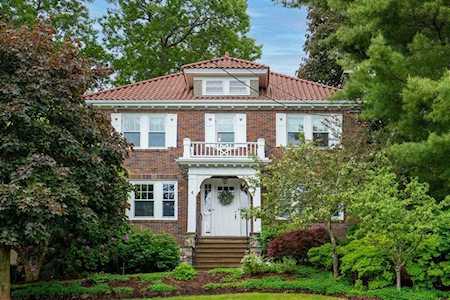 4 Bradley Road Arlington, MA 02474