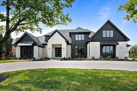 31 Hamilton Ln Oak Brook, IL 60523