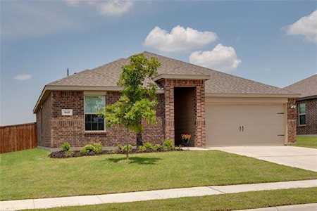 913 Glover Drive Aubrey, TX 76227
