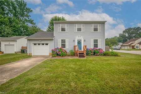 2 Woody Circle Hampton, VA 23669