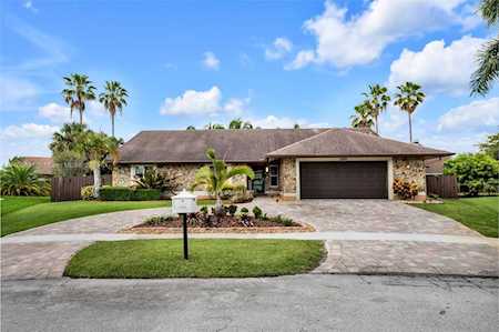 12100 NW 14th St Pembroke Pines, FL 33026