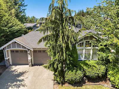 7003 Curtis Dr SE Snoqualmie, WA 98065