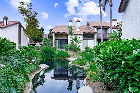 122 Kauai Ln Placentia, CA 92870